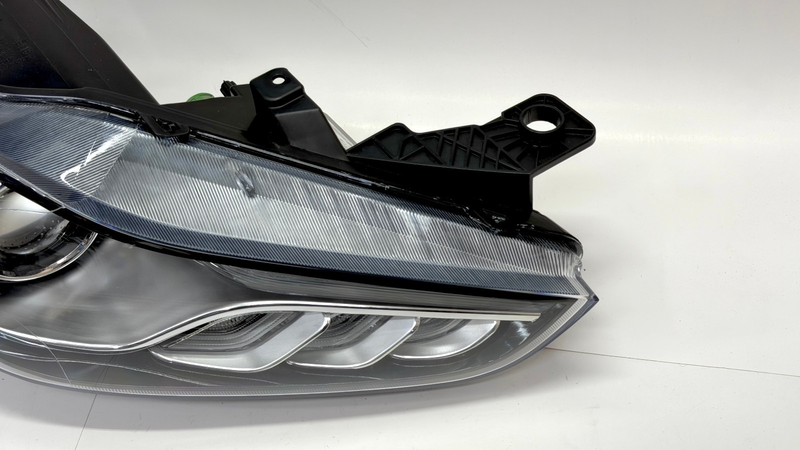 2014-2019 Maserati Ghibli Right Headlight Xenon OEM Non AFS 1 Module Original