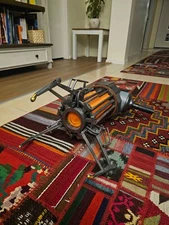 Half-Life 2 Zero-Point Energy Field Manipulator (Gravity Gun) Replica