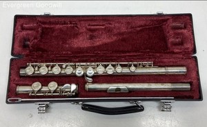 Yamaha YFL225S Flute With Case
