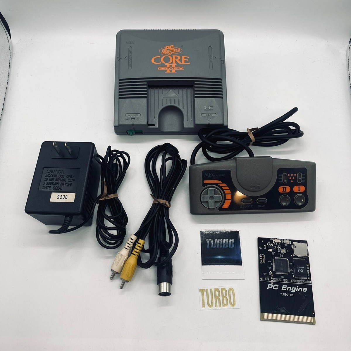 NEC PCエンジン CORE GRAFX 本体 [ソフト付属]