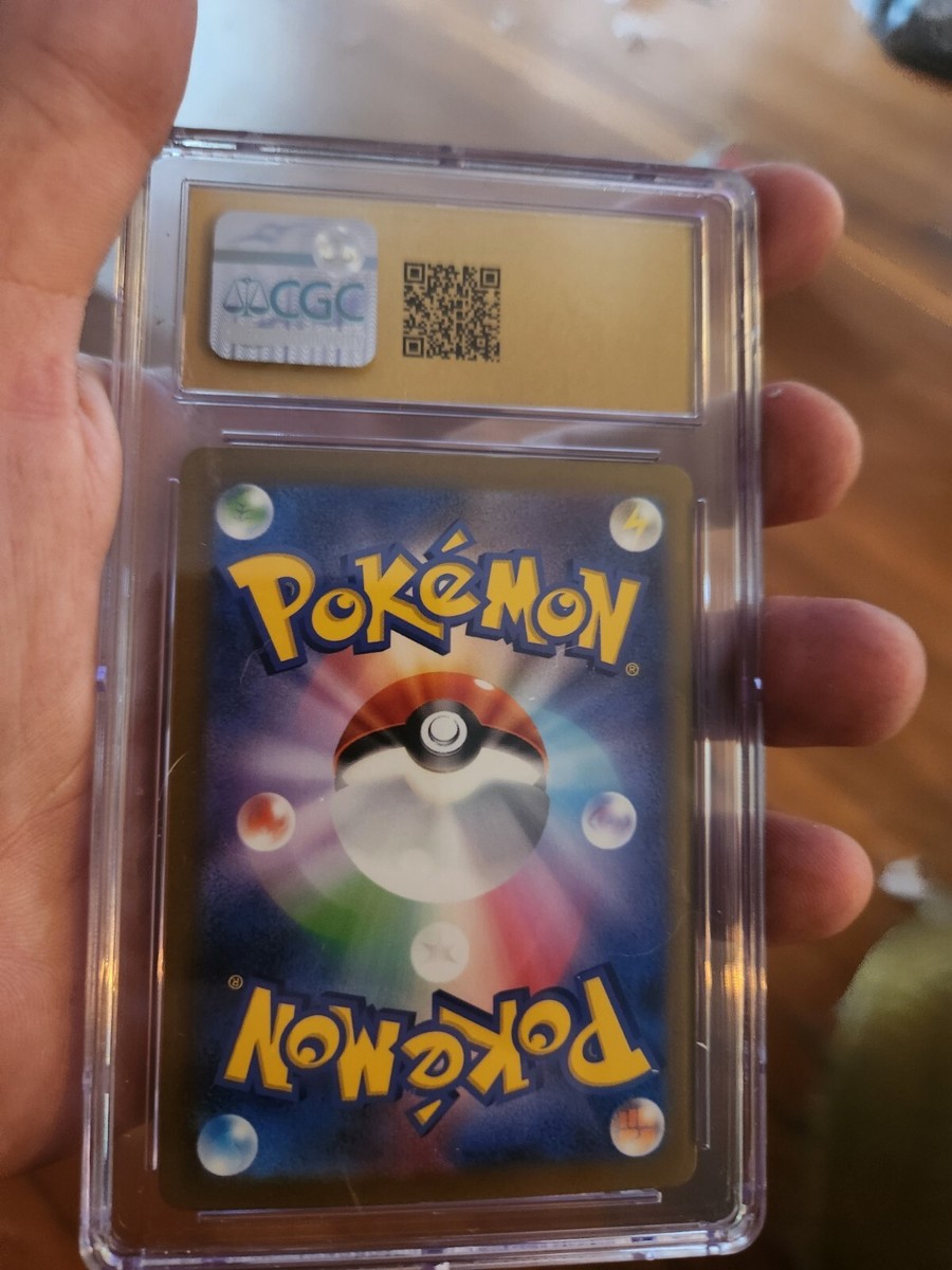 CGC 10 PRISTINE Voltorb 010/032 Card Classic Collection Holo CGC 10 PRISTINE Voltorb 010/032 Card Classic Collection Holo
