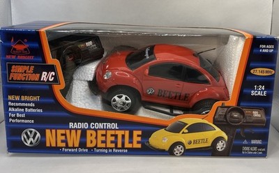 New Bright VW New Beetle RC Car 1:24 Radio Control Sealed 1998 NIB