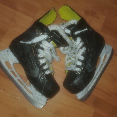 Bauer Supreme S27 Size 12Y Youth Hockey Skates