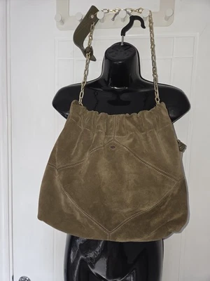 sac fourre-tout bandoulière ba&sh June kaki vert olive daim moyen PRIX CONSEILLÉ 395 £ - Photo 1/4