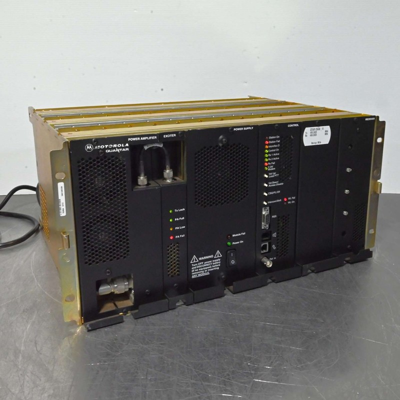 Motorola Quantar T5365A UHF Base Station 450-512MHz 110W P25 Digital Repeater R3
