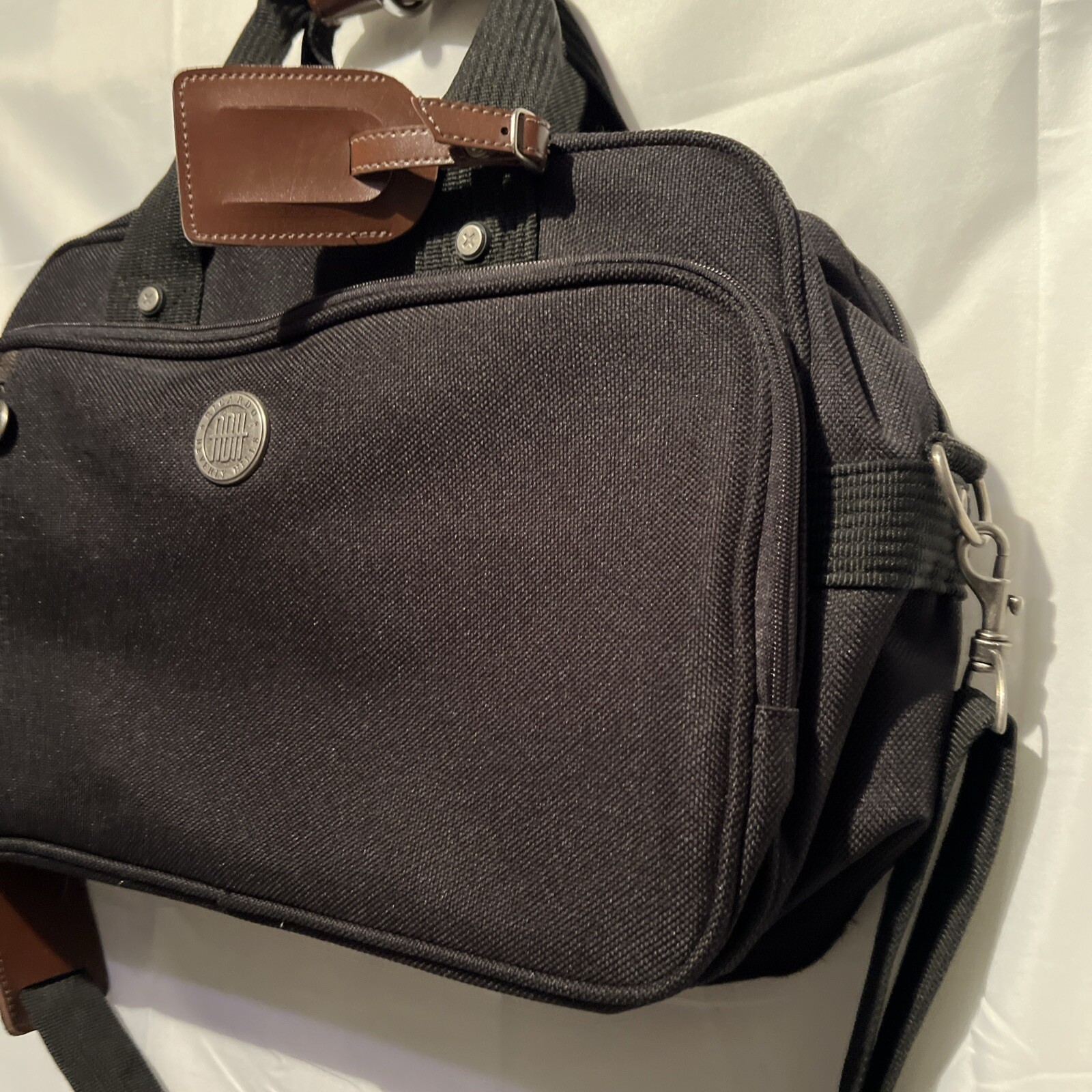 Ricardo Beverly Hills Carry On Travel Bag Luggage Duffle Tote Black