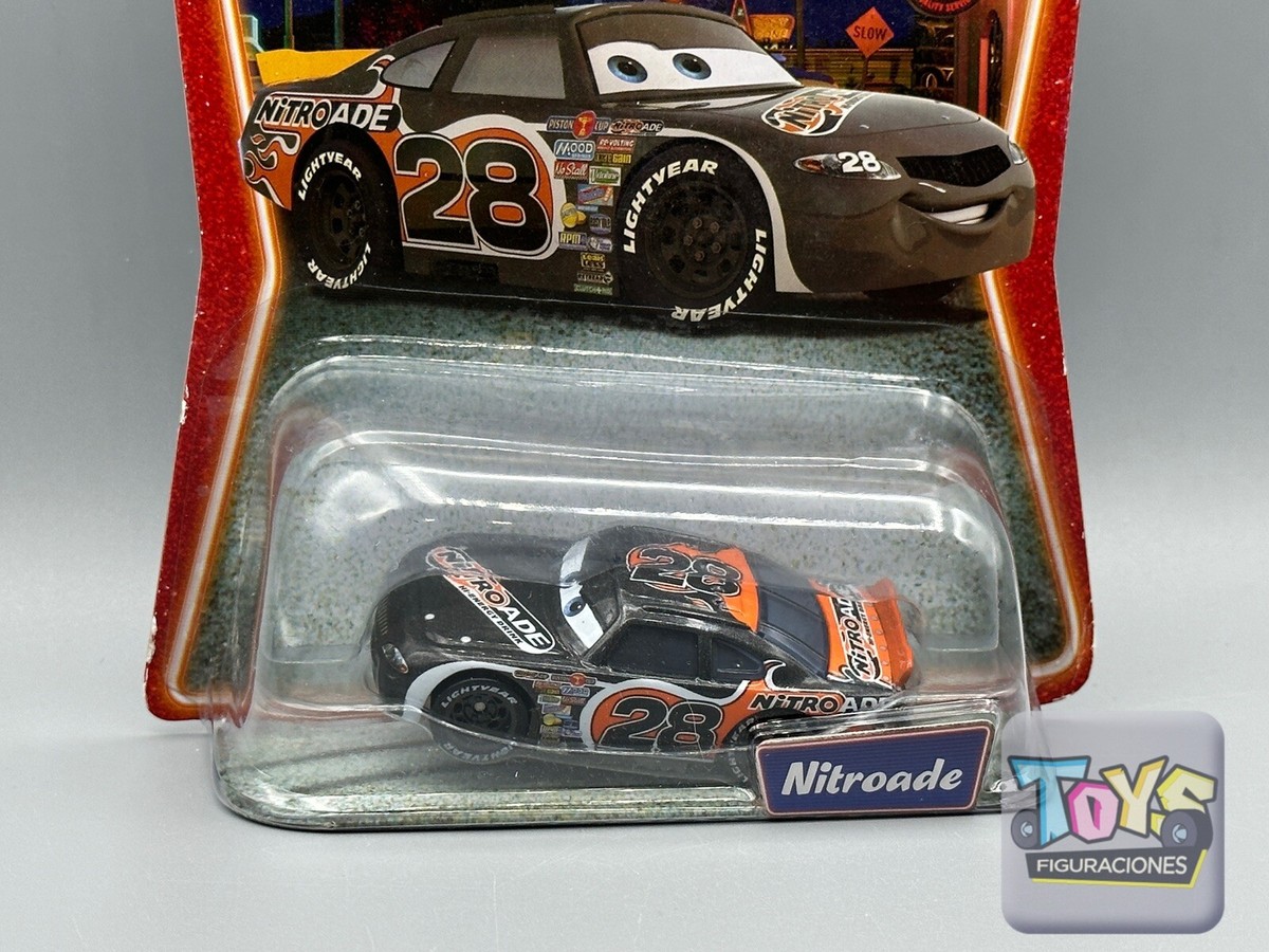 カーズ　Disney Pixar Cars Team Nitroade DISNEY PIXAR CARS INTL. TEAM NITROADE CREW PITTIES CHIEF 3 PACK NS