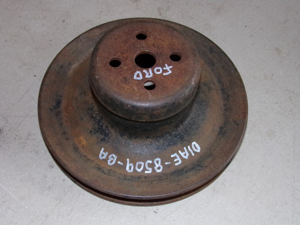 Polea de bomba de agua Ford Torino Mustang Maverick 1971 1972 D1AE-8509-BA OEM Foto 2 de 4
