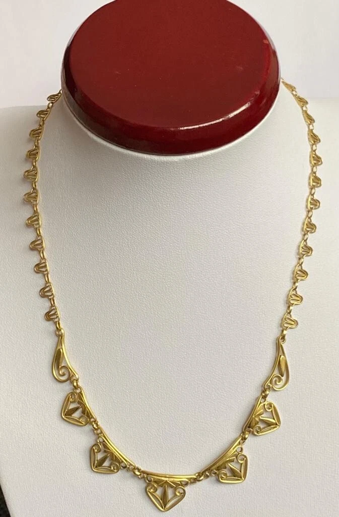 Collier Draperie Ancien En Or Jaune 18 Carats – Style Rétro – Occasion (Porté)