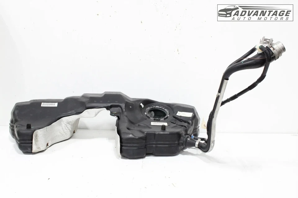 AUDI A4 QUATTRO B9 2017-2019 BOTELLA DE COMBUSTIBLE DEPÓSITO Y CUELLO DE LLENADO OEM Foto 3 de 4