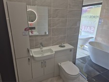Ex Display 1500 run fitted bathroom furniture