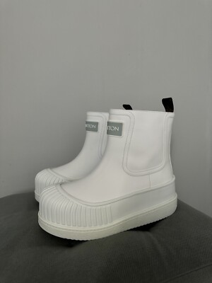 NEW Authentic Louis Vuitton Polar White Leather Monogram Boots Size EU 38 US 8