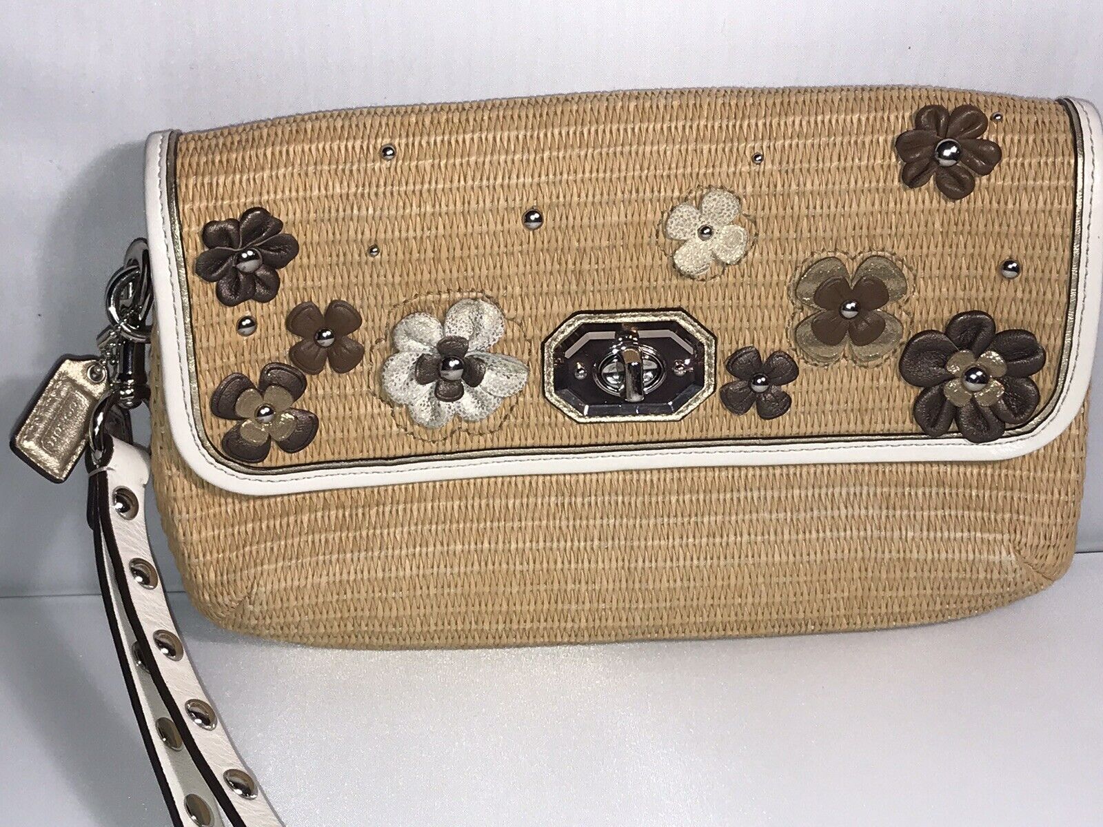 COACH 44972 NATALIE STRAW CLUTCH Flowers White Le… - image 1