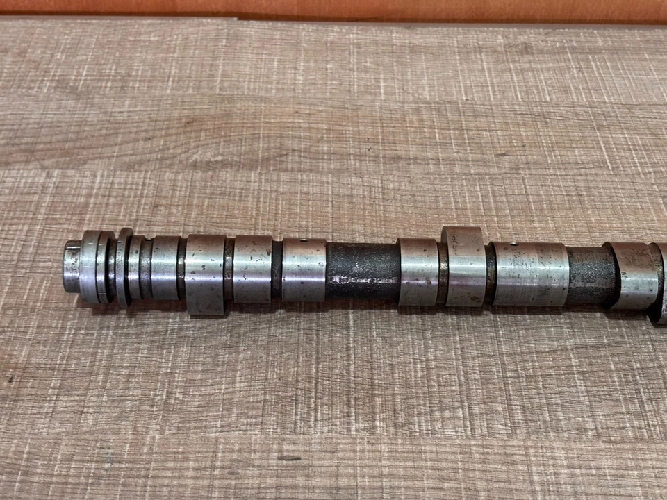 R1023501 Camshaft for Mercedes-Benz 190E - Image 2 of 4