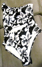 Women's Size 4XL Black  White Floral Print One Shoulder Swimsuit---SALE