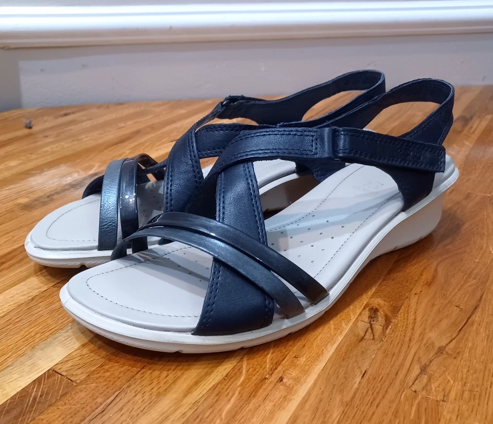 Ecco Felicia Cross 女式 10/10.5 码美国黑色休闲绑带凉鞋 — 第 3/4 张图片