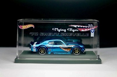 Hot Wheels 70 Chevy Chevelle Blue Spectraflame CUSTOM With Display Case