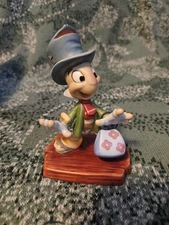 wdcc walt disney classics collection - Jiminy Cricket " I made myself a home"
