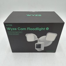 Wyze Cam Floodlight V2 Motion-Activated 2K HD Color Night Vision Camera