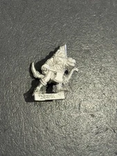 Citadel Warhammer Lizardmen Skink Champion with Bow and Axe Vintage Fantasy