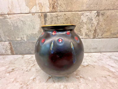 Gouda Zuid Holland Royal Pottery  Zwake Signed 4 1/2 '' Vase With Original Tag