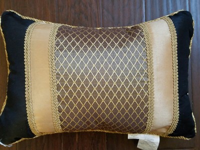 gold rectangle pillow