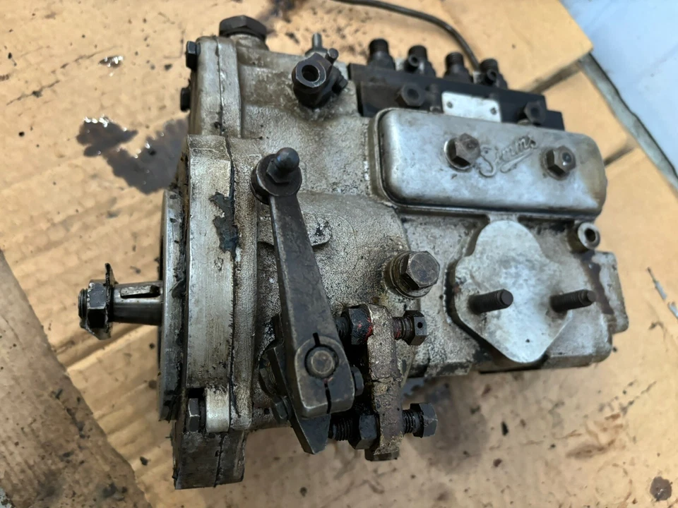 BOMBA INYECCIÓN TRACTOR DAVID BROWN 990 - MARCA SIMMS - NO PEGADA Foto 3 de 4