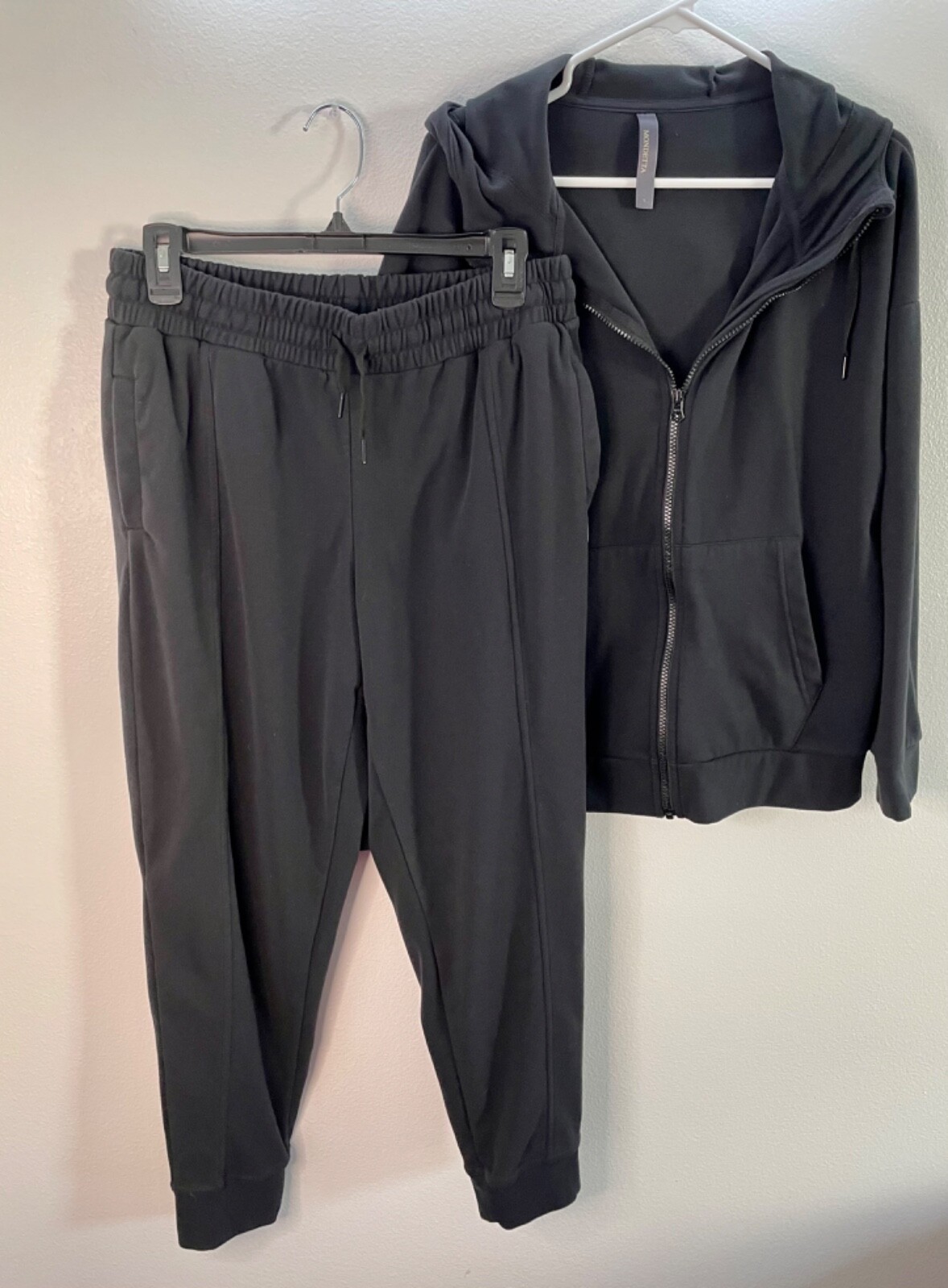 Mondetta Solid Black Women’s Jogging  Set Ladies … - image 4