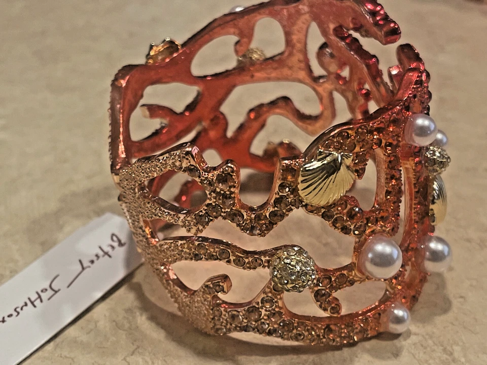New $148 Betsey Johnson Crystal Red Coral Pearl Seashell 3” Cuff Bracelet beach - Image 4 of 4