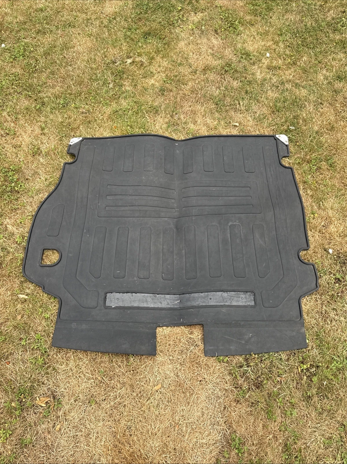 Genuine Range Rover Sport L320 Boot Rubber Floor Mat VPLSS0043 Used Condition
