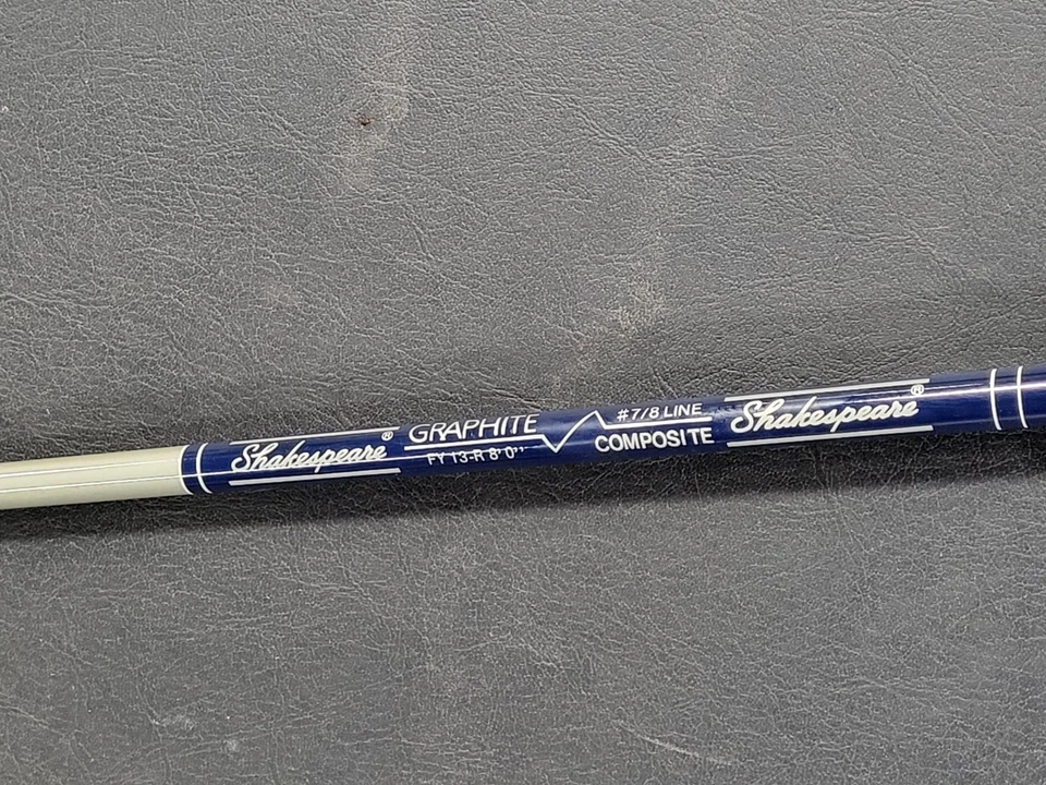 SHAKESPEARE 3 PC 8'0" FY 13-R 7/8 LINE GRAPHITE COMPOSITE FLY ROD, EX CONDITION - Image 4 of 4
