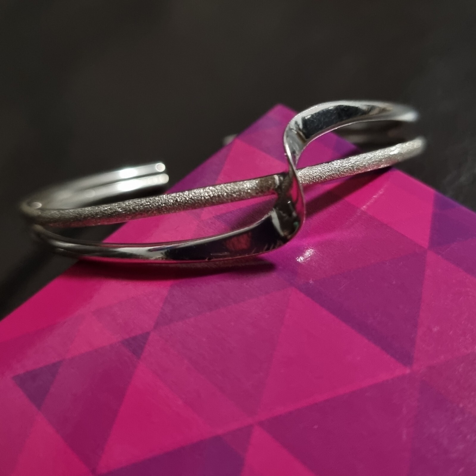 925 Solid Sterling Silver Stardust Wave Cuff Bang… - image 2