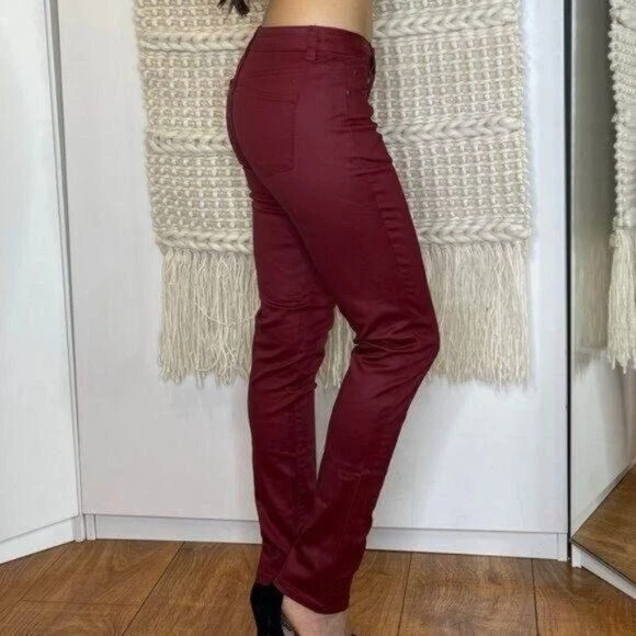 Pantalones ajustados Cielo Jeans rojos de imitación de cuero tiro medio talla 5 Foto 2 de 4