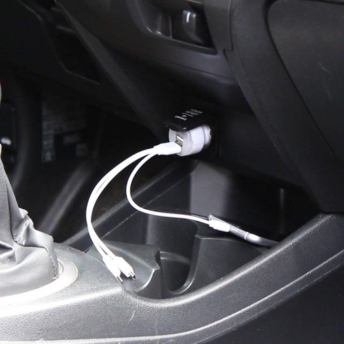 Road Emergency Glove Box - Car Accident Escape Tools in Case - Picture 7 of 9