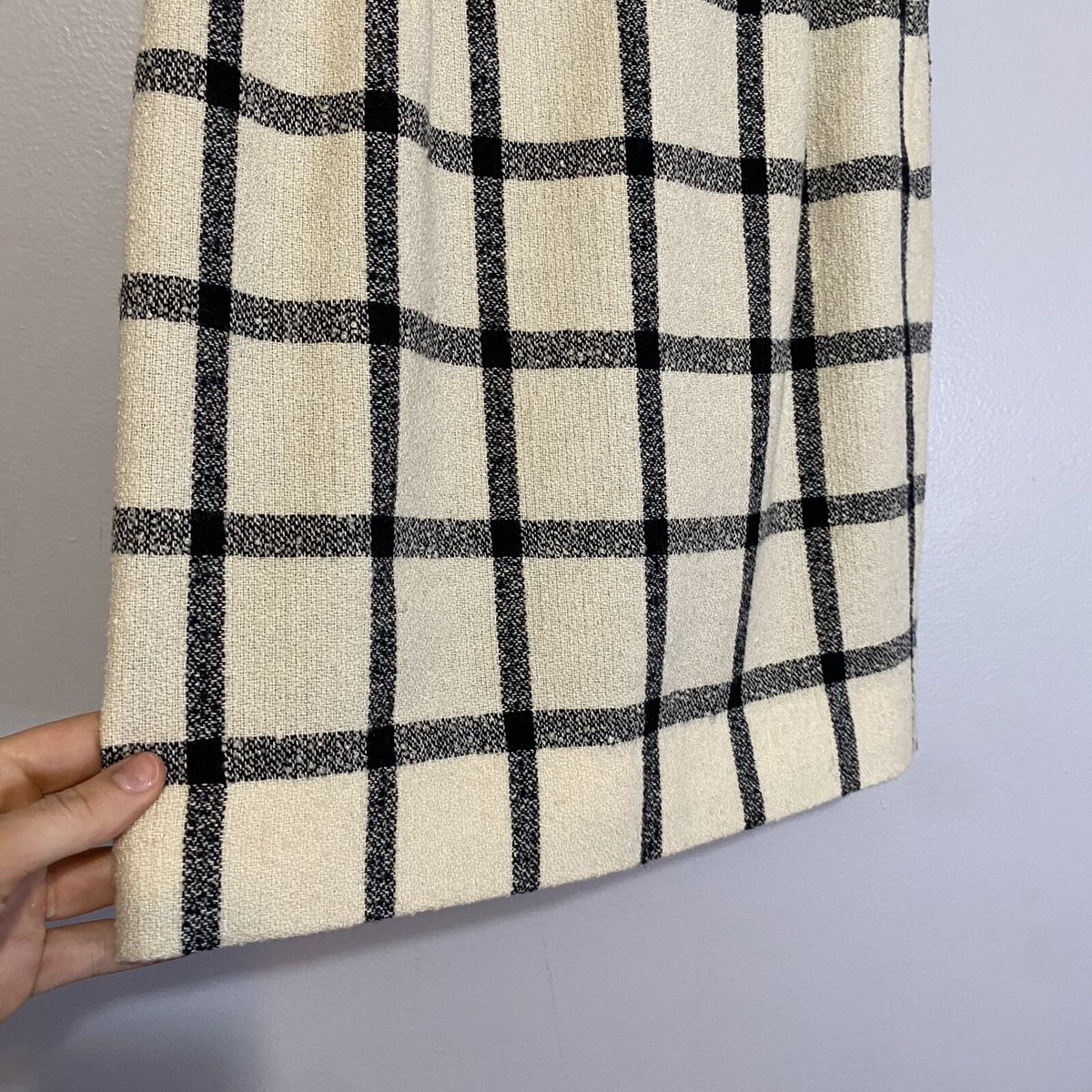VTG Moschery Womens Pure Wool Check White Skirt Sz 4 Pencil Side