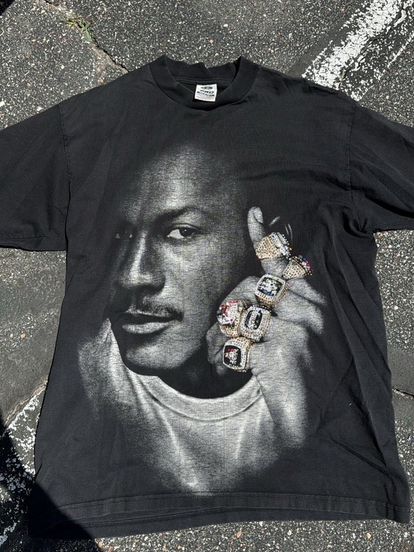 Michael Jordan Men’s Black Graphic Print Crew Neck Short Sleeve T-Shirt