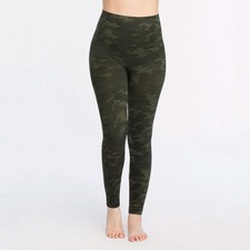 SPANX Green Camo Look At Me Now Seamless Legging Medium High Rise