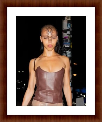 FKA twigs 8.5 x 11 Candid Color Unframed Photograph Collectable Art Print