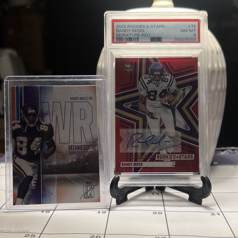 Randy Moss 2 Card Lot Panini R&S Signature Red #76 PSA 8 + Topps #30 Vikings