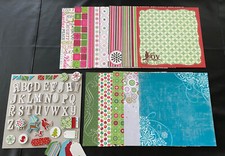 Pre-owned DCWV Christmas 12 x 12 Paper  Coordinating Chipboard Scrapbook Cards
