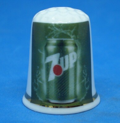 Birchcroft Porzellan Fingerhut -- Vintage Werbung Poster 7 UP - Kuppel Geschenkbox