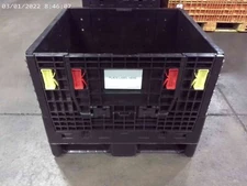 New 30x32x25 HDPE Bulk Container