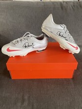 Mia Hamm Signed Autographed Auto Nike Soccer Cleats Beckett Auth Inscribed USA