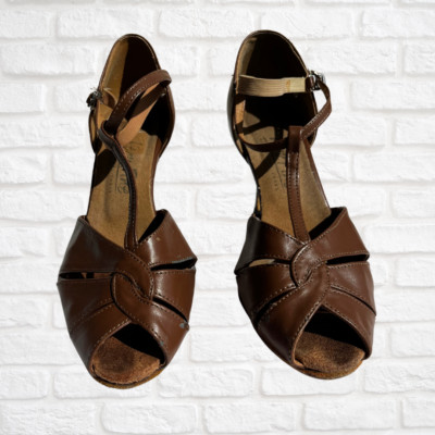 Very Fine Dance Shoes Classic Series Style 6006 Brown Leather Size 8.5