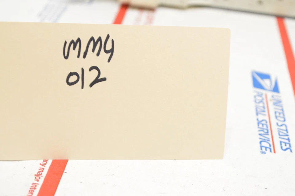 08-15 Toyota Corolla xB Interruptor Maestro Ventana Eléctrica Puerta Ventana Botón MM4#012 Foto 3 de 3