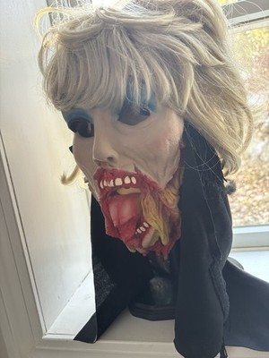 Be Something Studios Dream Girl Halloween Mask 1979 MINT