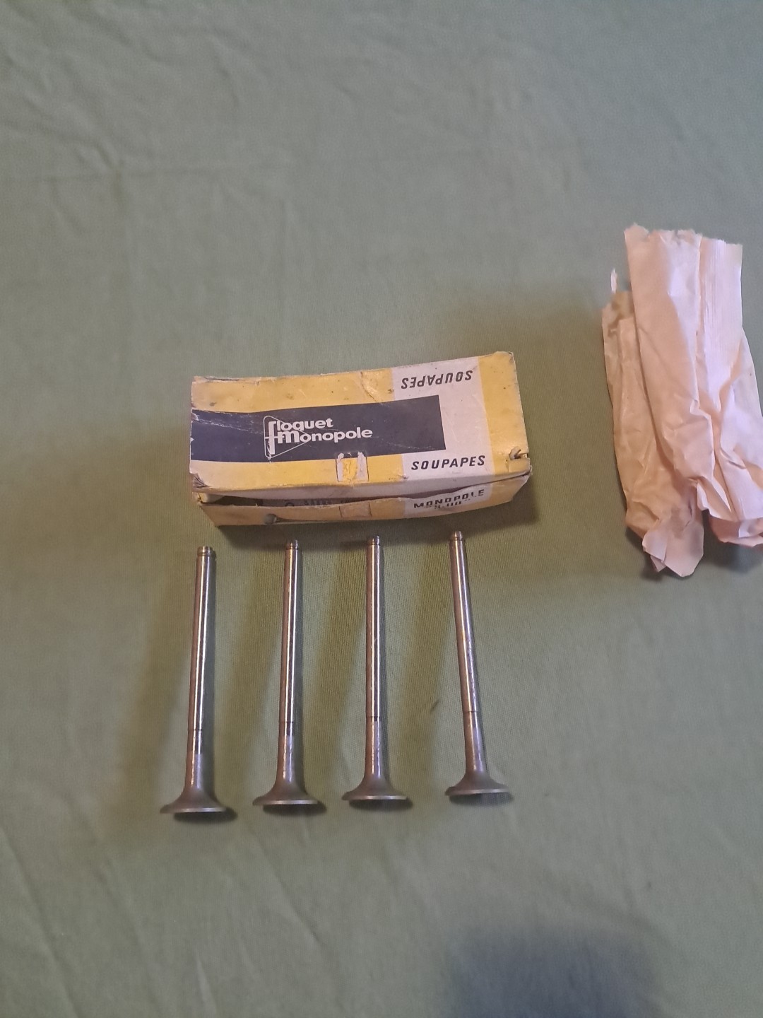 Soupapes d'échappement haute précision Peugeot 304 204 XK XLS