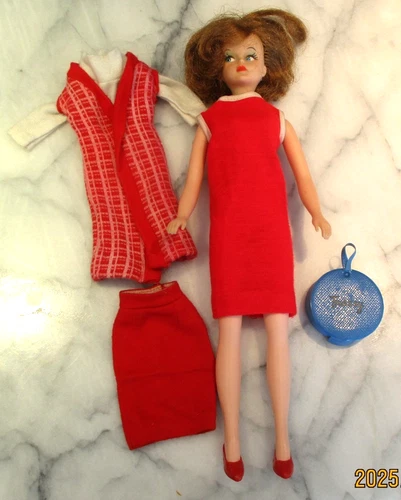 Vintage Tressy Doll Grow Hair Bon Voyage Outfit Blue Travel Hat Box Case