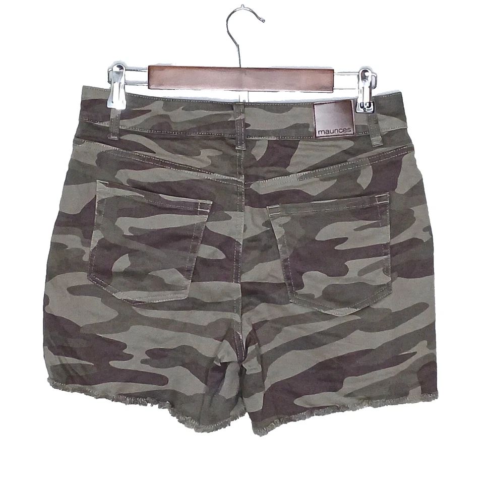 Maurices Mujer Camuflaje Cortado Pantalones Cortos Talla 8 Elástico Ejército Multicolor tiro Alto Foto 2 de 4