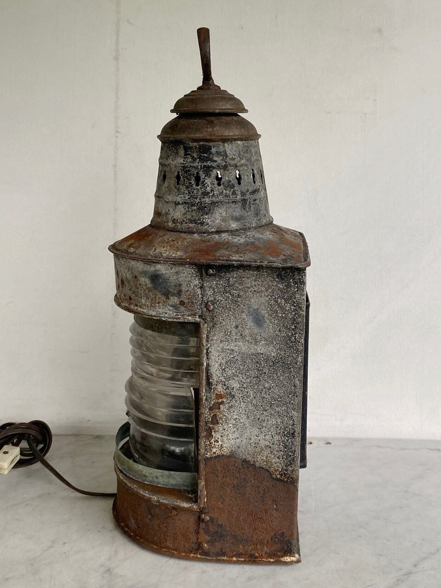 Vintage Wilcox Crittenden Nautical Ship Lantern 21